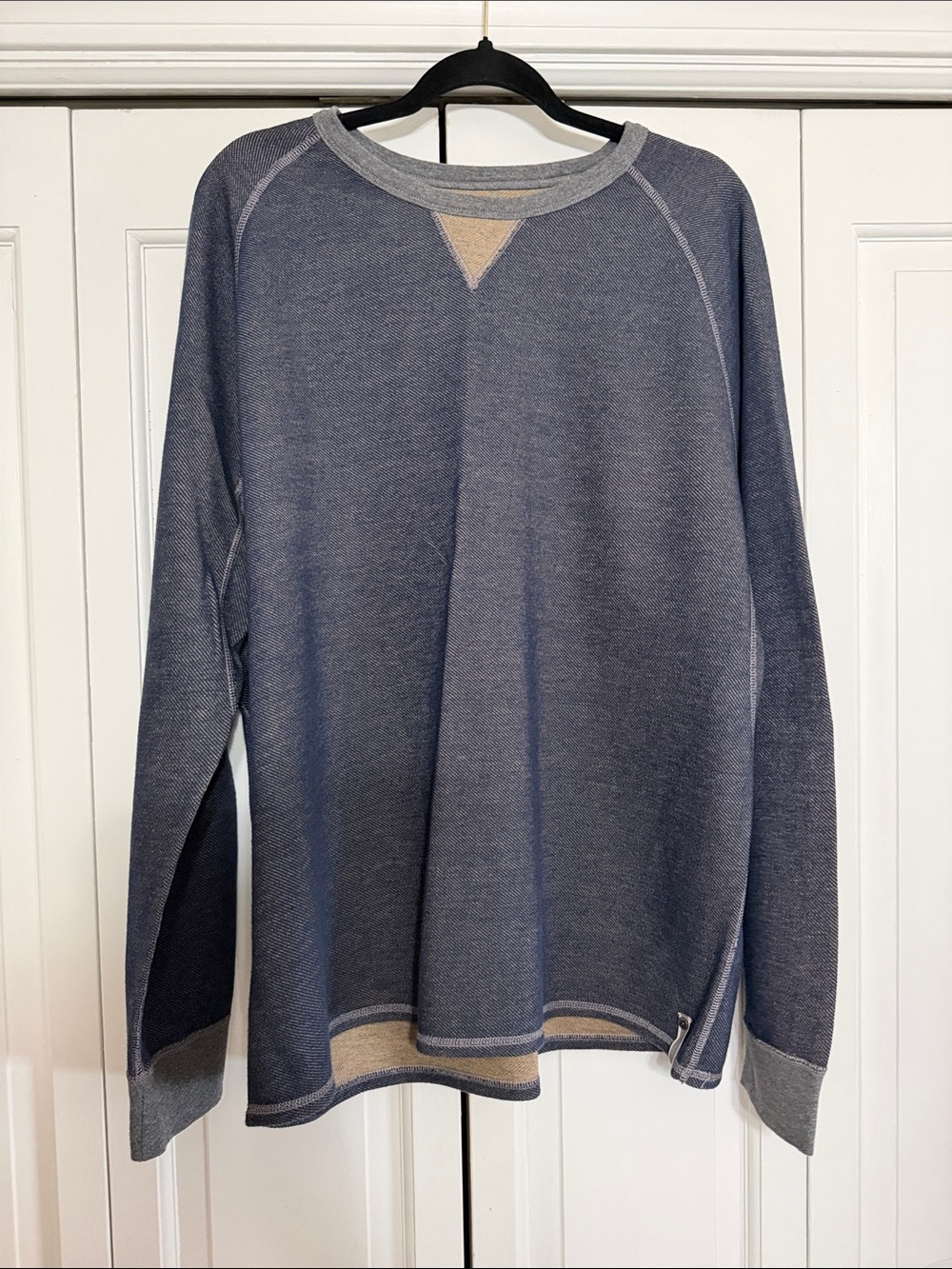 Tommy Bahama Reversible Men's Blue Crewneck Sweater Size XL
